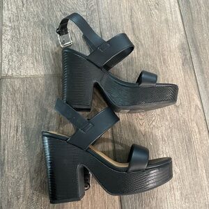 DV by Dolce Vita Black Textured Platform Heels
